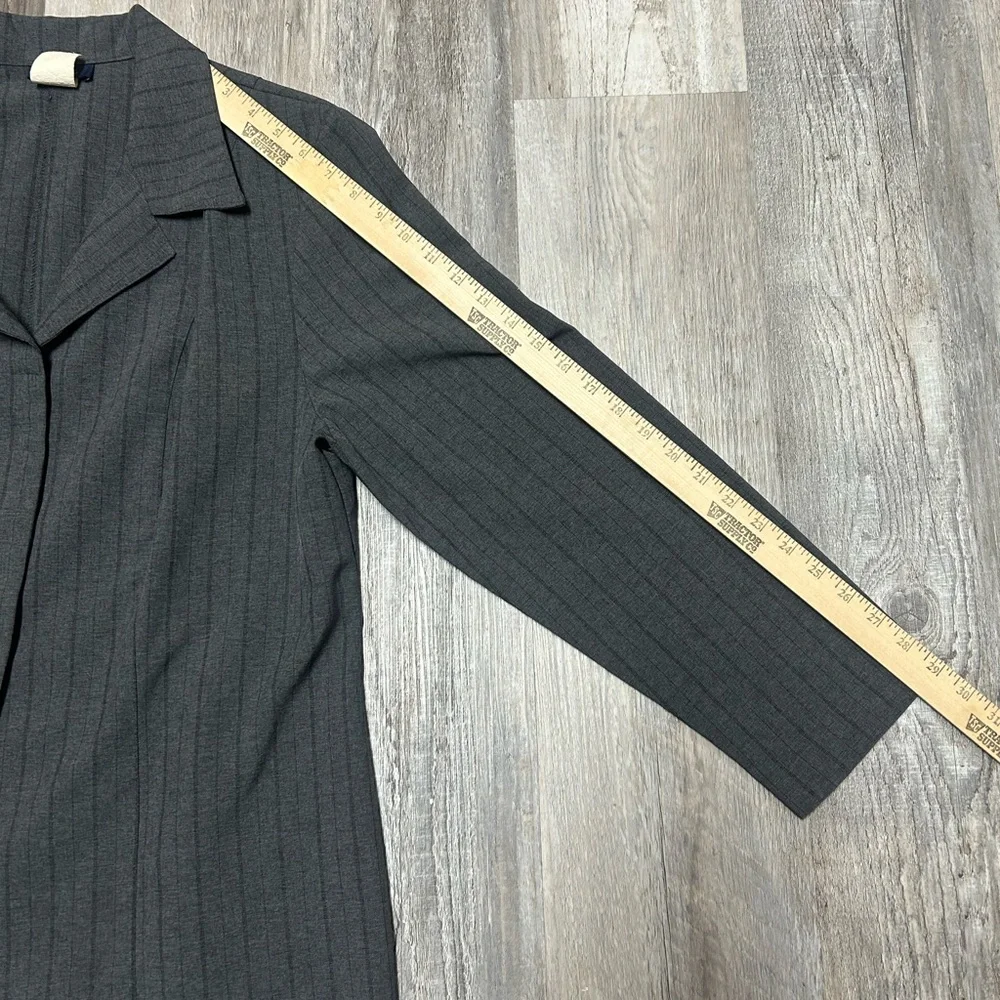 Women’s Rag Gray/black Pin Striped Blazer Size 16